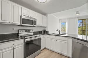 5551 BENTGRASS DRIVE, SARASOTA, FL 34235 - MLS#MFRA4659721