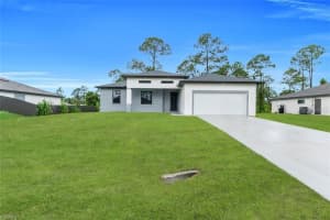 224 LOMAX AVENUE, LEHIGH ACRES, FL 33974 - MLS#MFRA4659729