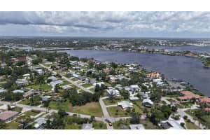 513 PINE ROAD, NOKOMIS, FL 34275 - MLS#MFRA4659752