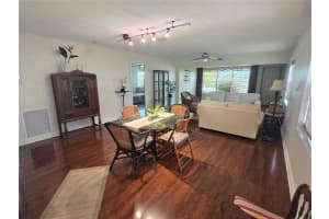4523 INDEPENDENCE DRIVE, BRADENTON, FL 34210 - MLS#MFRA4659766