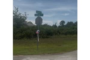 10039 DUQUESNE STREET, PORT CHARLOTTE, FL 33981 - MLS#MFRA4659780
