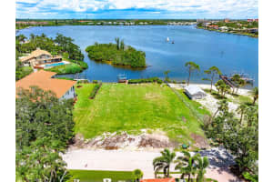 473 ANCHORAGE DRIVE, NOKOMIS, FL 34275 Sold 12/23/25