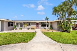 203 BROADWAY STREET, ENGLEWOOD, FL 34223 - MLS#MFRA4659862