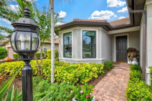 16710 ELLSWORTH AVENUE, BRADENTON, FL 34202 - MLS#MFRA4659873