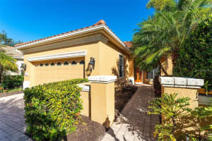 11409 HAWICK PLACE, LAKEWOOD RANCH, FL 34202 - MLS#MFRA4659875