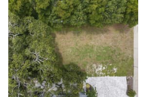 S TUTTLE AVE, SARASOTA, FL 34237 - MLS#MFRA4659899