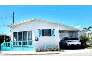 132 S Park Dr, VENICE