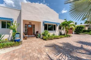 5329 PALOS VERDES DRIVE, SARASOTA, FL 34231 Sold 10/21/25