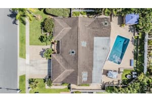 222 Foxcroft Dr E, PALM HARBOR