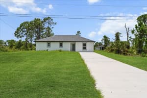 460 Columbus Blvd S, LEHIGH ACRES