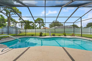 801 PONDEROSA PINE LANE, SARASOTA, FL 34243 - MLS#MFRA4660069