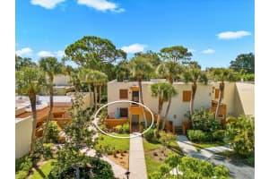 207 PINENEEDLE DRIVE, BRADENTON, FL 34210 Sold 08/18/25
