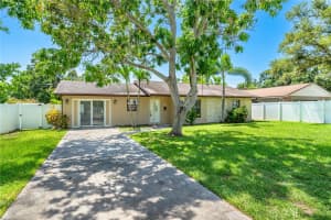 5672 LOCKWOOD RIDGE ROAD, SARASOTA, FL 34231 - MLS#MFRA4660122