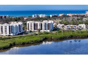 1932 Harbourside Dr #244, LONGBOAT KEY