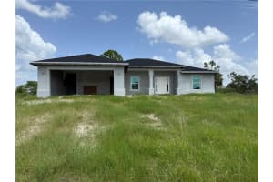 1017 Ne 44th St, CAPE CORAL