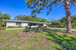 5201 Stevens Dr, SARASOTA