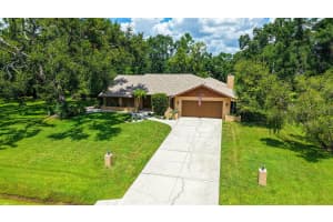 5879 RAVENWOOD DRIVE, SARASOTA, FL 34243 - MLS#MFRA4660207