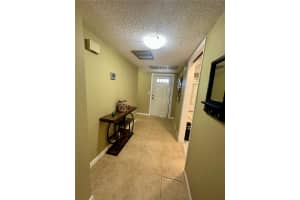 7351 COUNTRY CLUB DRIVE, SARASOTA, FL 34243 - MLS#MFRA4660263