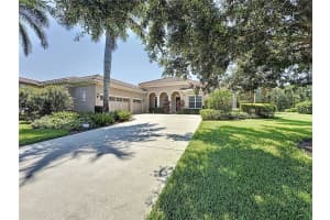 324 165th Ct Ne, BRADENTON