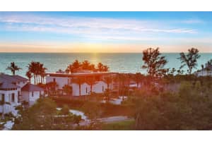 8250 SANDERLING ROAD, SARASOTA, FL 34242 - MLS#MFRA4660281