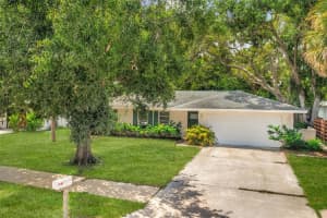 2450 Arlington St, SARASOTA