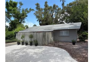 2303 BOUGAINVILLEA STREET, SARASOTA, FL 34239 - MLS#MFRA4660301