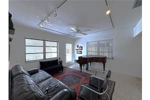 2303 BOUGAINVILLEA STREET, SARASOTA, FL 34239 - MLS#MFRA4660301