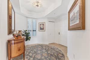 50 CENTRAL AVENUE, SARASOTA, FL 34236 - MLS#MFRA4660315