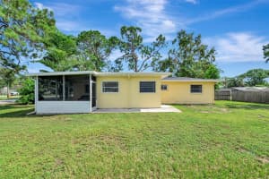 4047 BERKSHIRE DRIVE, SARASOTA, FL 34241 - MLS#MFRA4660335