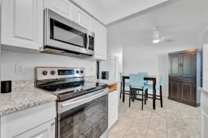 4047 BERKSHIRE DRIVE, SARASOTA, FL 34241 - MLS#MFRA4660335