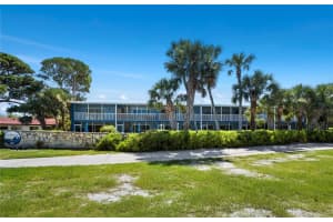 2850 Gulf Of Mexico Dr #5, LONGBOAT KEY