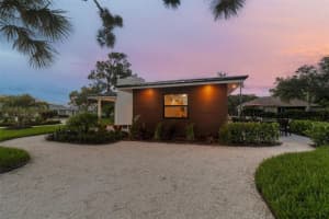 301 Aurora St E, VENICE
