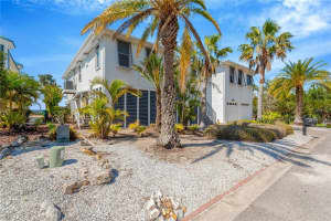 511 Seaview Dr, TARPON SPRINGS