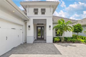 8241 PAVIA WAY, BRADENTON, FL 34202 - MLS#MFRA4660372
