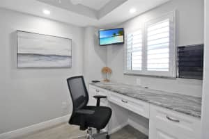 5780 MIDNIGHT PASS ROAD, SARASOTA, FL 34242 - MLS#MFRA4660412