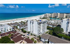 1055 PEPPERTREE DRIVE, SARASOTA, FL 34242 Sold 08/21/25