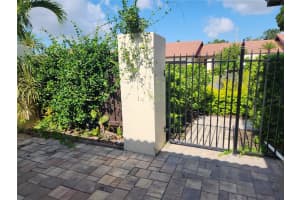 3409 MONTILLA COURT, SARASOTA, FL 34232 - MLS#MFRA4660443