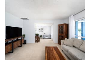 2703 COVENTRY DRIVE, SARASOTA, FL 34231 Sold 09/19/25