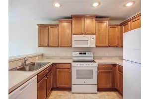 7155 CHATUM LIGHT RUN, BRADENTON, FL 34212 Sold 09/30/25