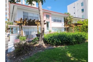 565 GOLDEN GATE POINT, SARASOTA, FL 34236 - MLS#MFRA4660463