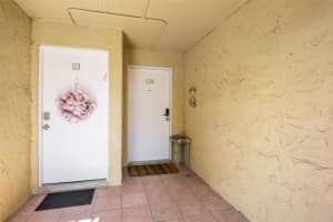 3413 CLARK ROAD, SARASOTA, FL 34231 - MLS#MFRA4660478