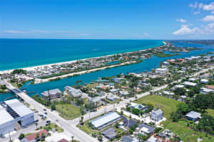 100 BAYSHORE ROAD, NOKOMIS, FL 34275 - MLS#MFRA4660511