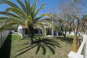 532 S BLVD OF THE PRESIDENTS, SARASOTA, FL 34236 - MLS#MFRA4660517
