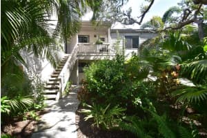 1519 CLOWER CREEK DRIVE, SARASOTA, FL 34231 - MLS#MFRA4660564