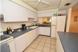 1519 CLOWER CREEK DRIVE, SARASOTA, FL 34231 - MLS#MFRA4660564