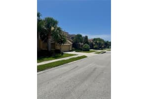 5243 WILDWOOD WAY, DAVENPORT, FL 33837 - MLS#MFRA4660572
