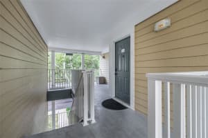 10020 STRAFFORD OAK COURT, TAMPA, FL 33624 - MLS#MFRA4660585