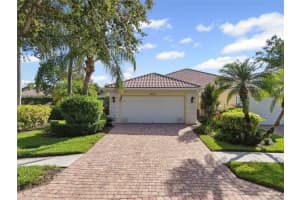 8846 Estepona Ct, SARASOTA