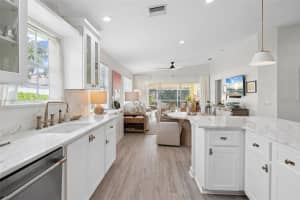 8846 ESTEPONA COURT, SARASOTA, FL 34238 - MLS#MFRA4660586