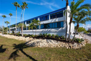 1007 Gulf Dr N #208, BRADENTON BEACH